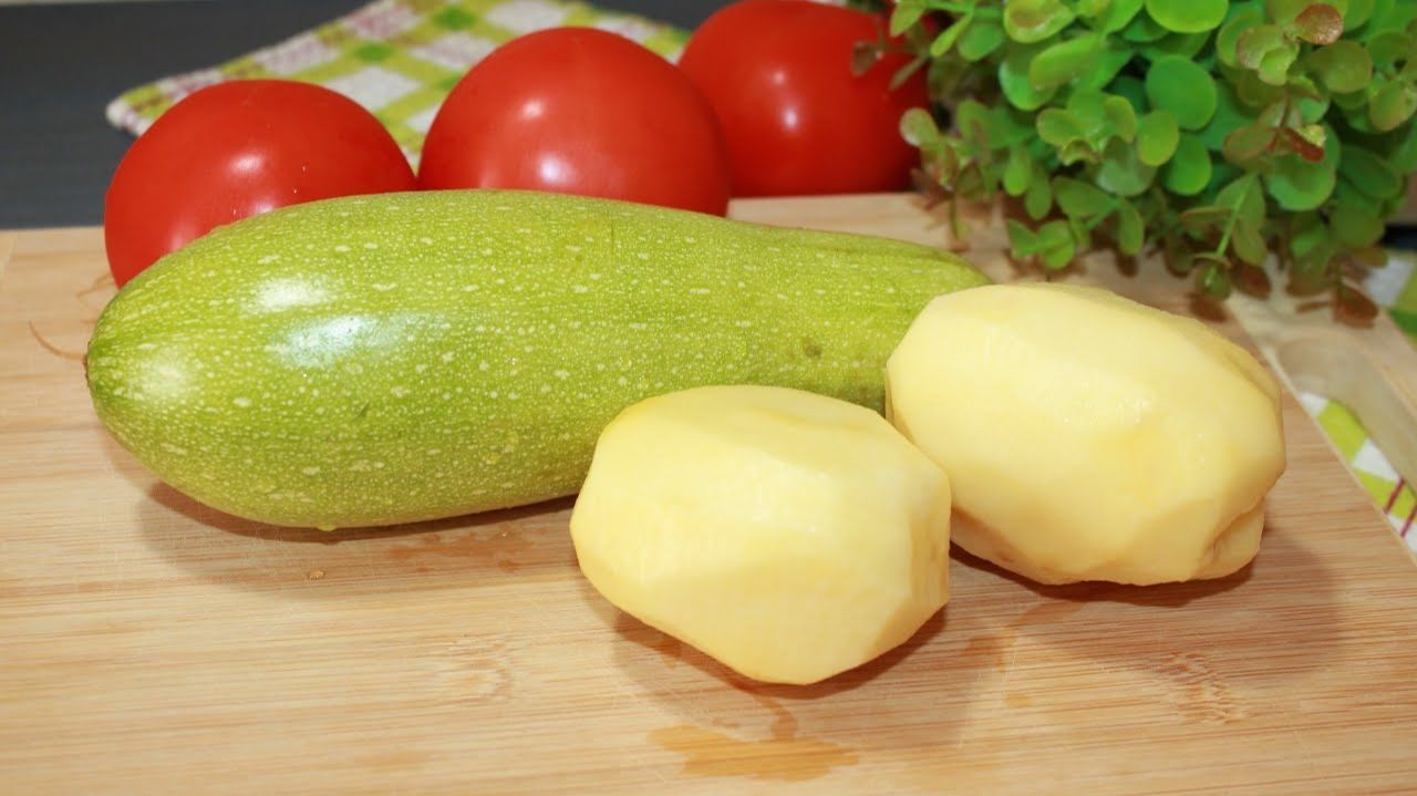 Кабачок и две картошки, никакого мяса не нужно. Дешево и вкусно! смотреть онлайн