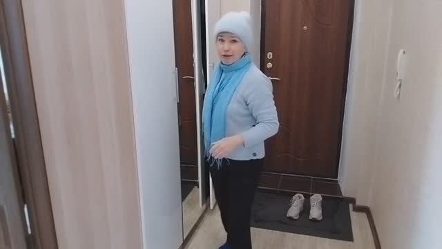 Много ли надо одной//Из города в деревню// смотреть онлайн