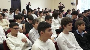 Именитые чемпионы рассказали школьникам Черкесска о своем пути к успеху