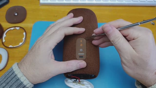 JBL с Алисой смотреть онлайн