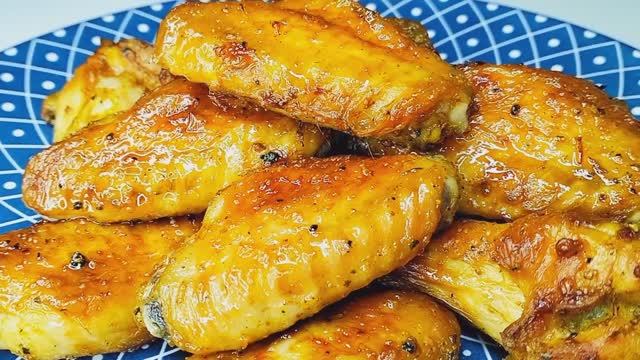 Куриные крылья в духовке без хлопот, без лишнего масла🍗 смотреть онлайн