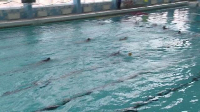 В бассейне "Дельфин" завершился третий тур первенства России по водному поло среди девушек смотреть онлайн