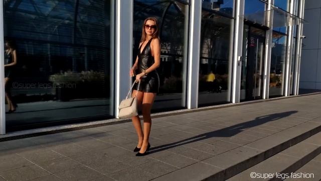 Эскорт на улице. 18+. Эротика смотреть онлайн