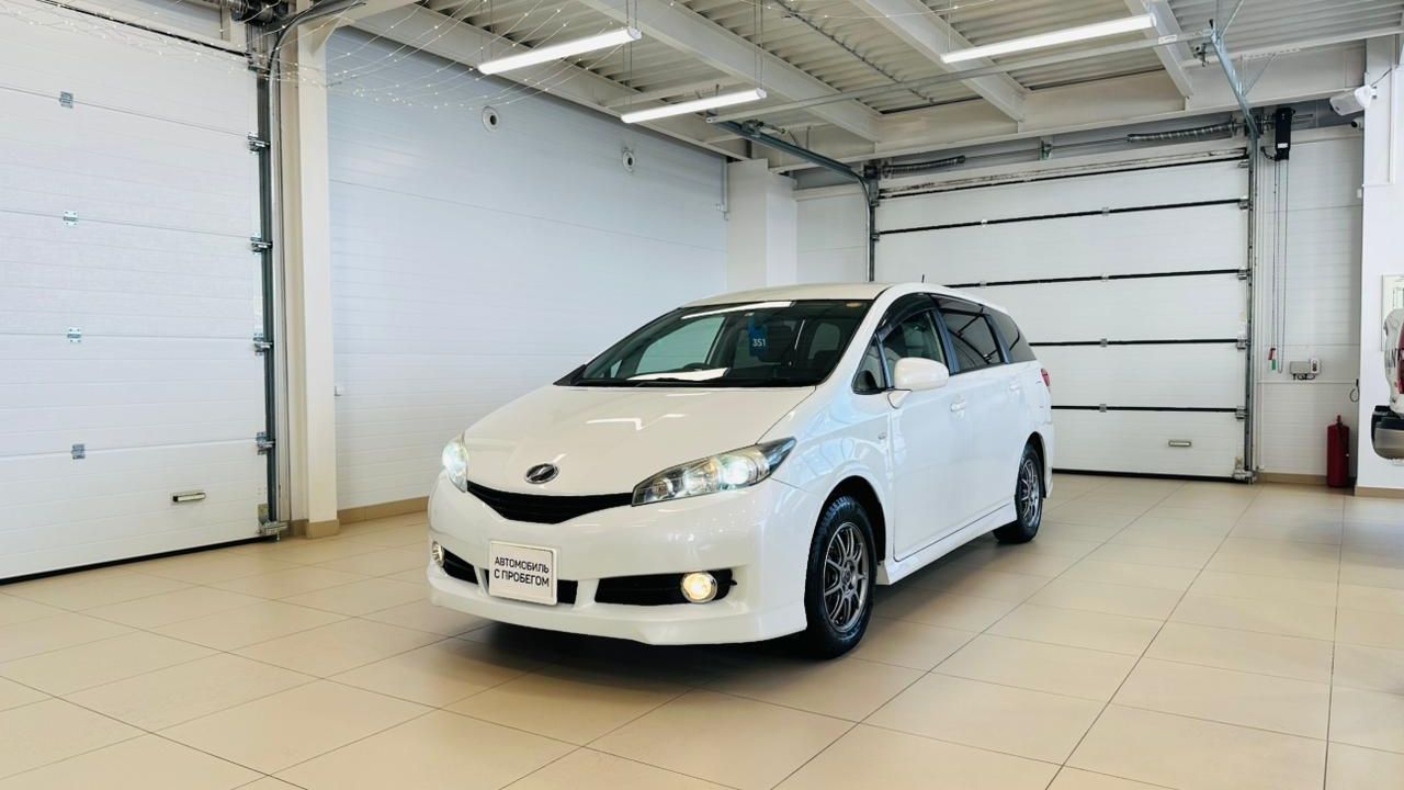 Toyota Wish, 2011 год смотреть онлайн