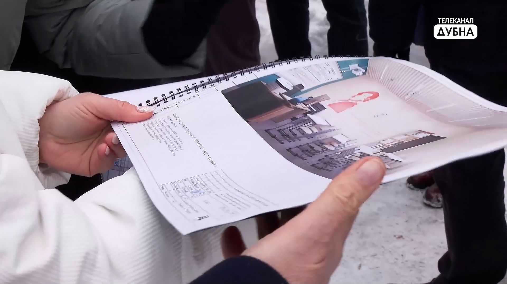 В сложных погодных условиях в Дубне продолжается капремонт второго корпуса Хоровой школы смотреть онлайн