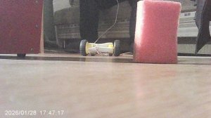 Поражение мишени на самодельном ЭЛЕКТРОСАМОХОДЕ с дистанционным проводным управлением