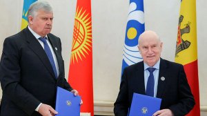 Лебедев и Бельянинов подписали меморандум о сотрудничестве СНГ и Ассамблеи народов мира