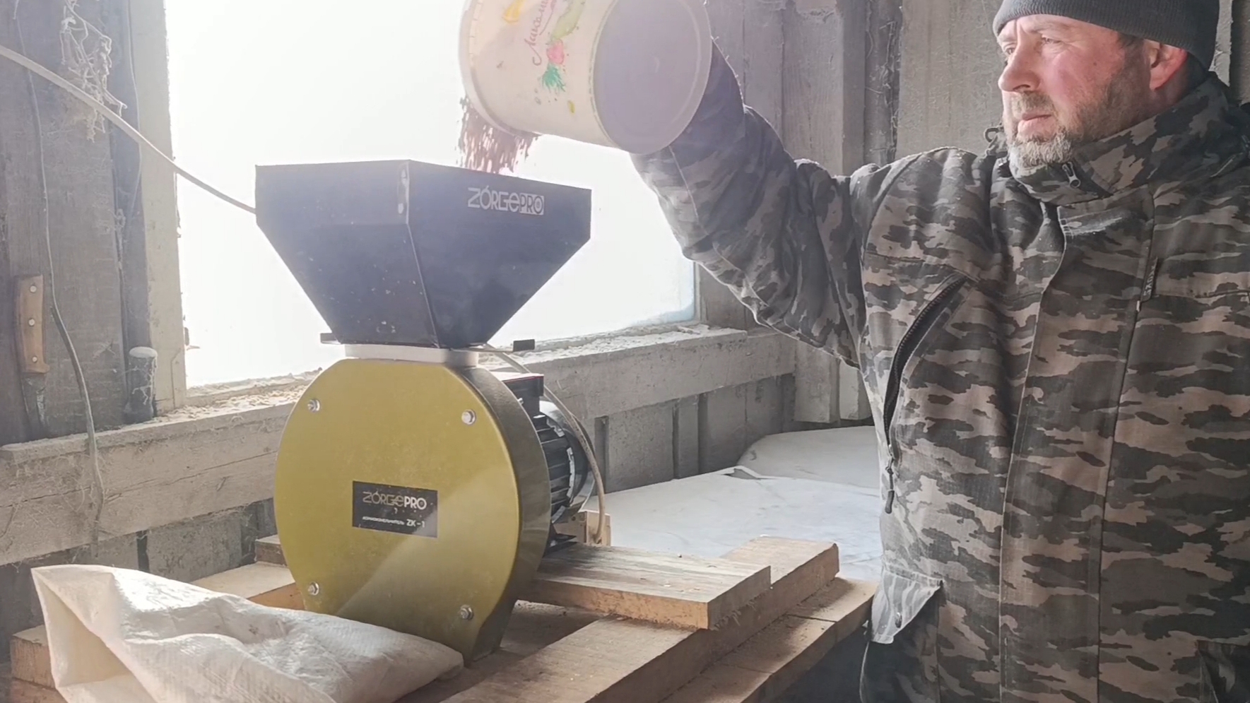 Новая дробилка/Подвели итоги года/Пережили морозы смотреть онлайн