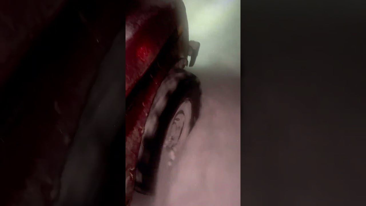 Нива по снегу !!! смотреть онлайн