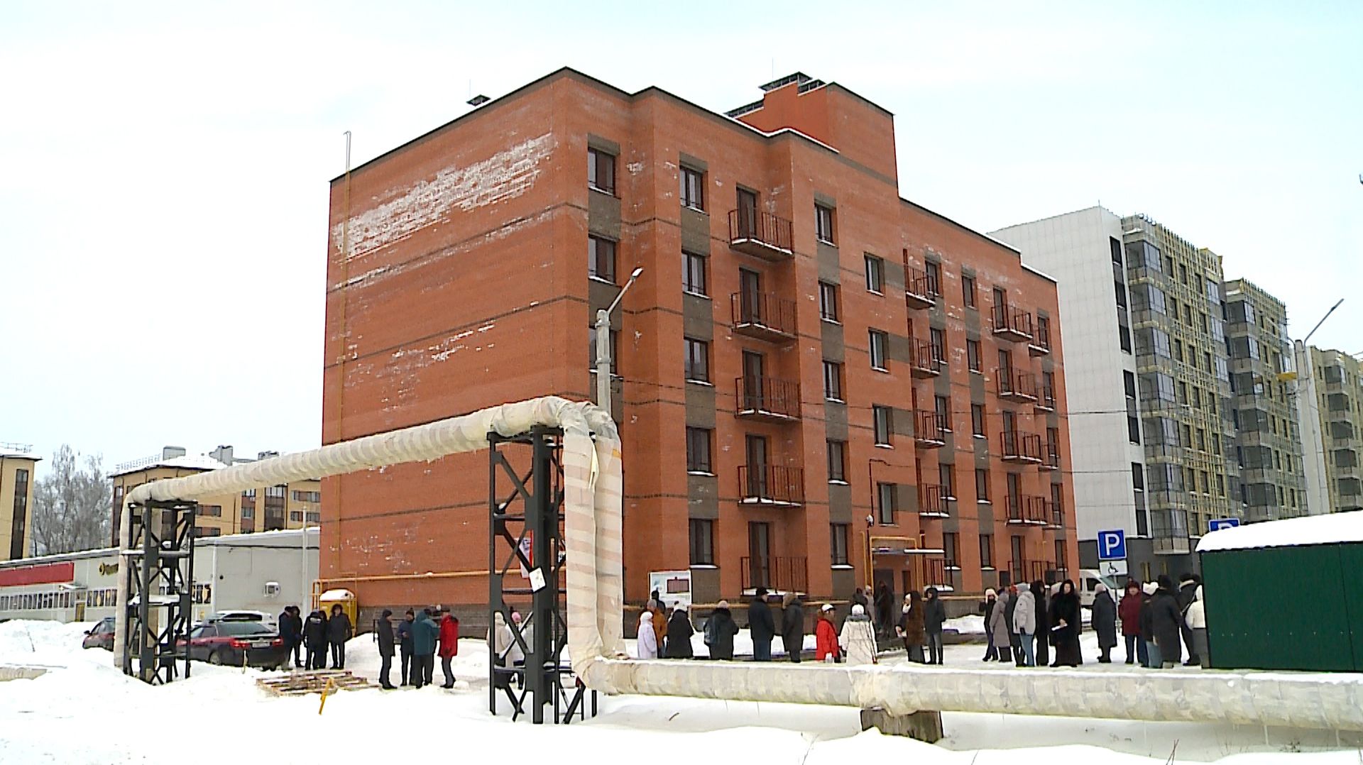 (Рыбинск-40) ДОЛГОЖДАННОЕ НОВОСЕЛЬЕ смотреть онлайн