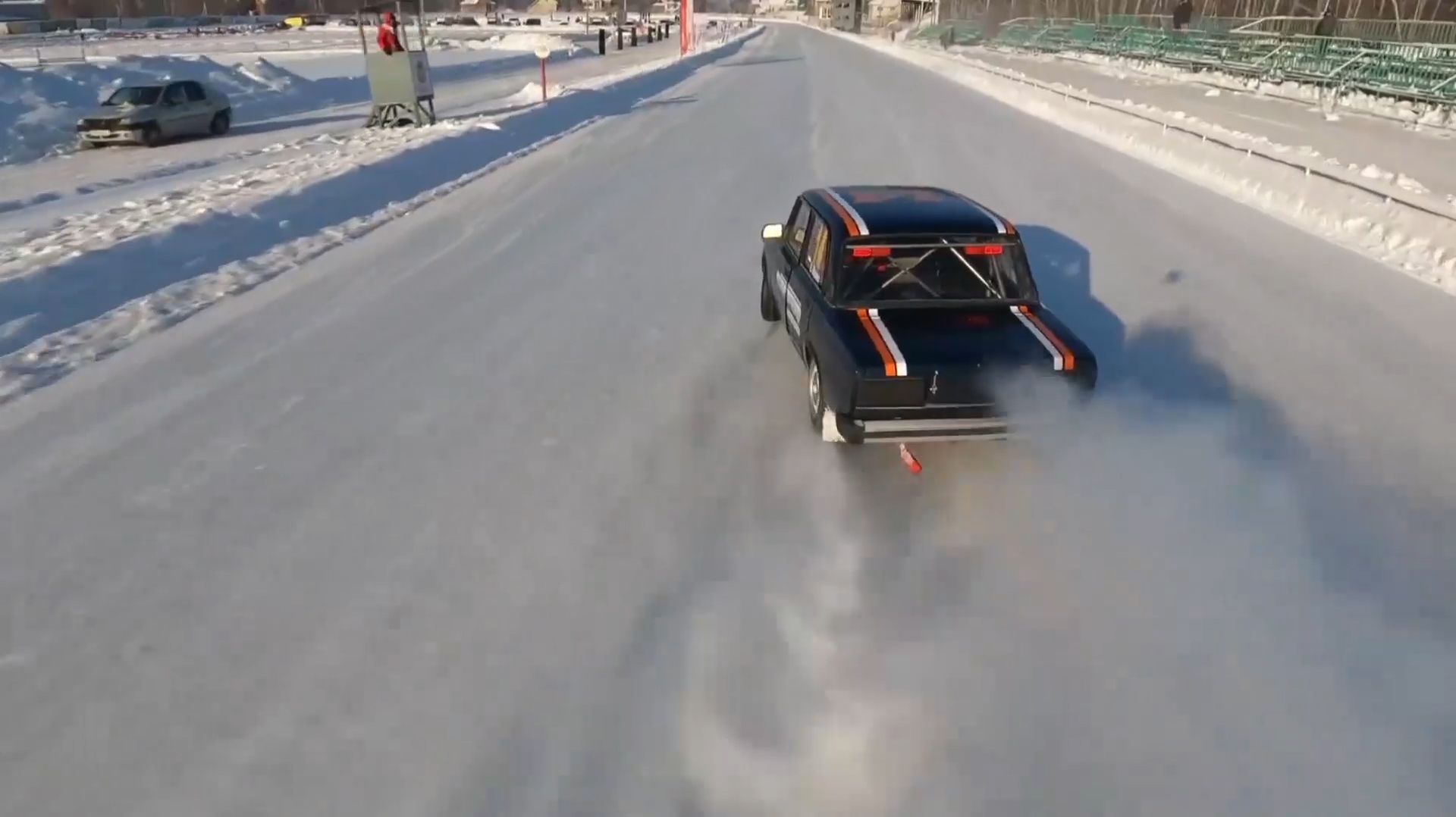 Спортсмены выступили на этапе Кубка России по автогонкам и поборолись за призы «Курганприбора» смотреть онлайн