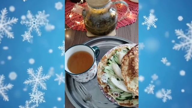 Что у меня сегодня на завтрак. Овсяноблин с куриной грудкой и зелёный чай. смотреть онлайн