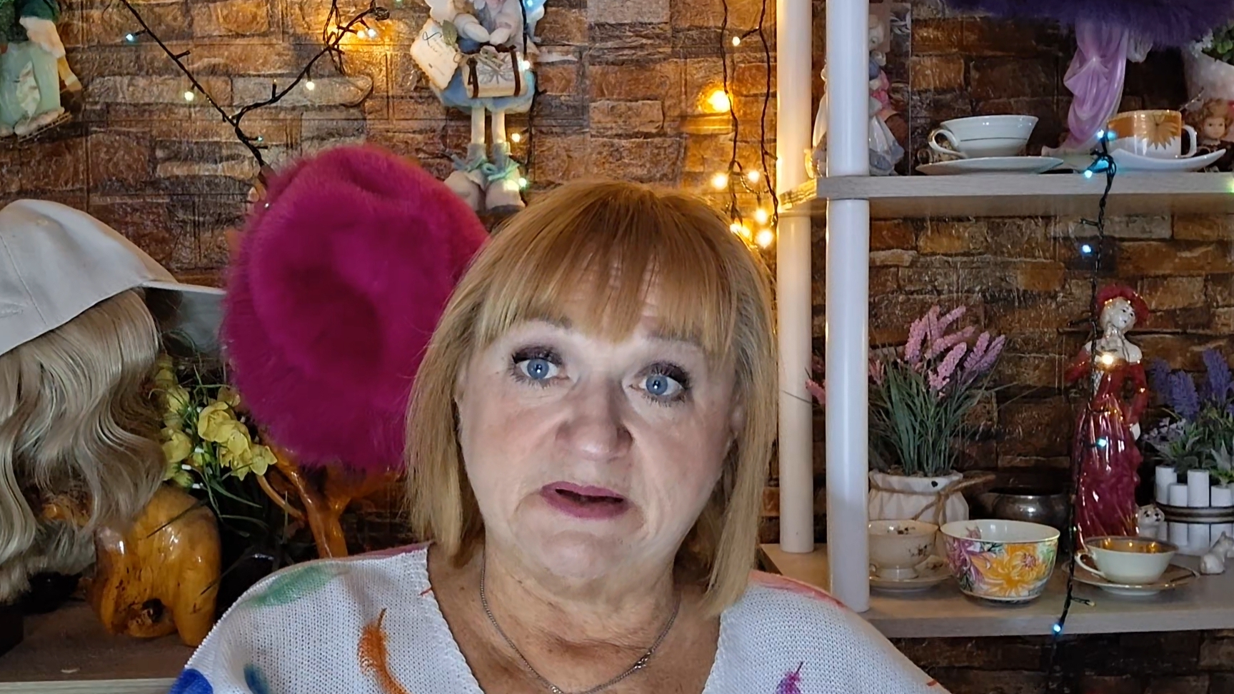 Помочь то помогли...но наполовину.... смотреть онлайн