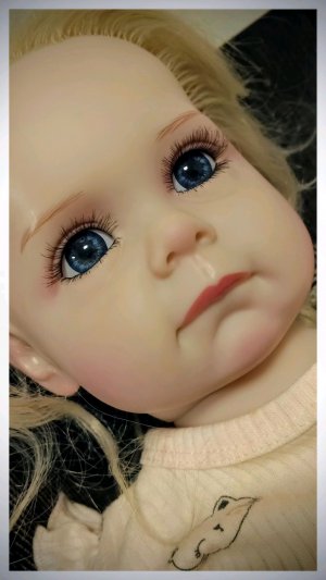 играем в спортзале с реборном эмилией