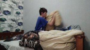 Новая рубрика на канале с нуля выживание домов из подушек часть 1