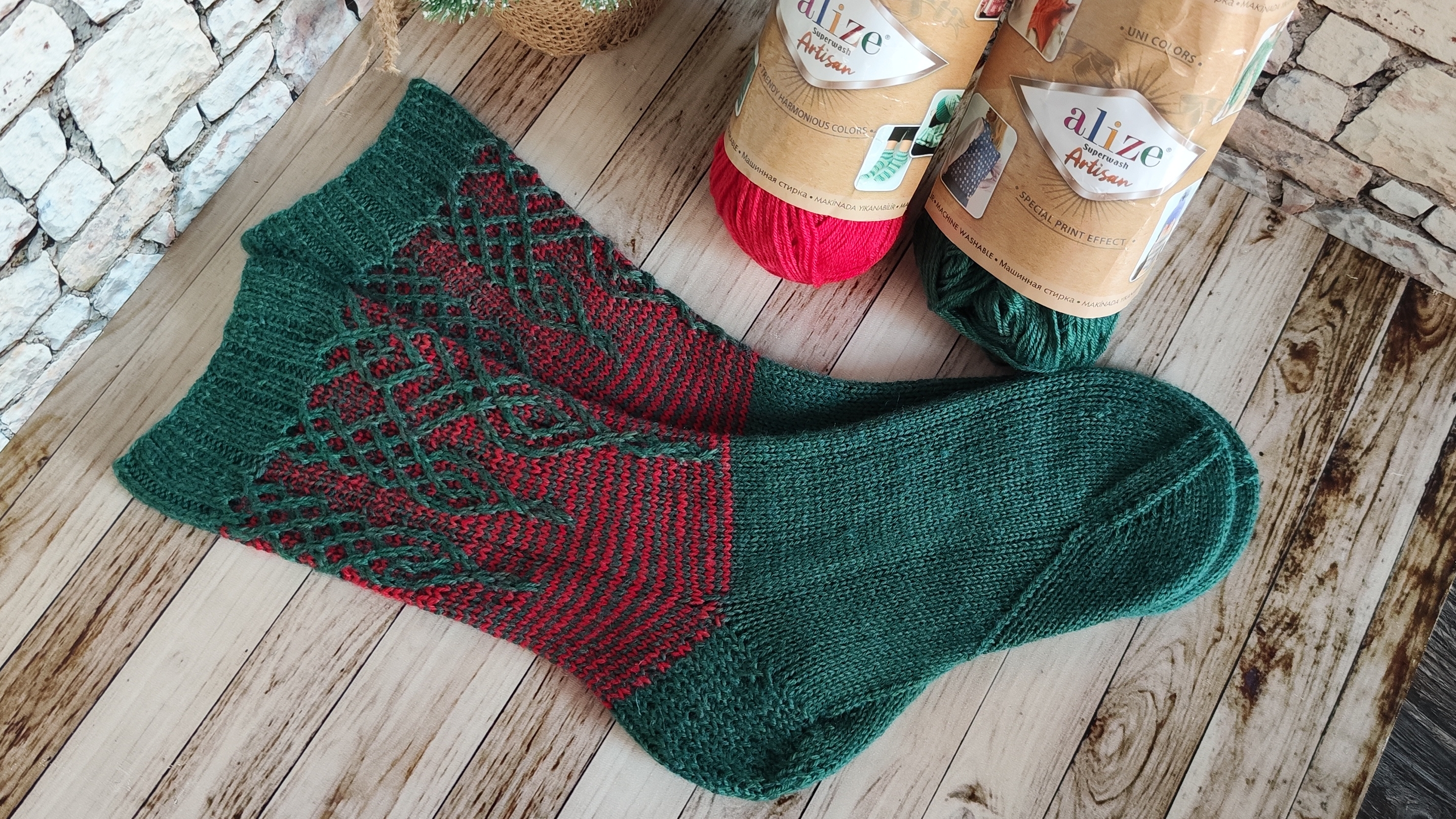 Носки из одной расцветки // Январь 🎄 смотреть онлайн