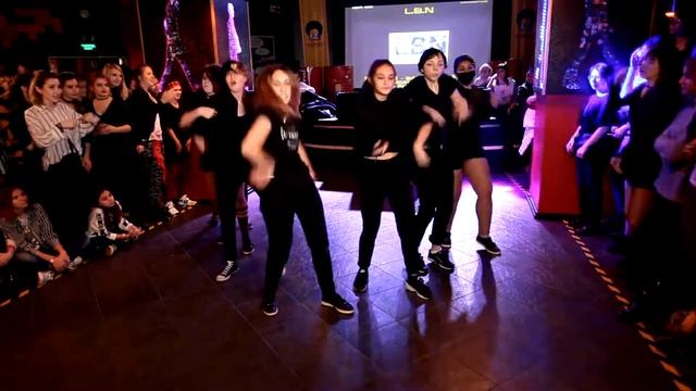 L.B.N - Crayon Pop - Bar Bar Bar & Big Bang - BANG BANG BANG | Dance Cover смотреть онлайн