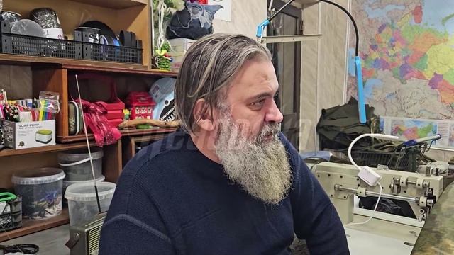 Доброволец, воевавший 8 лет за ДНР, рассказал Readovka, как после ранения продолжил помогать в тылу смотреть онлайн