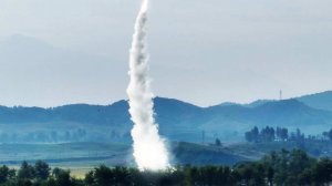 КНДР провела огневые испытания крупнокалиберной РСЗО