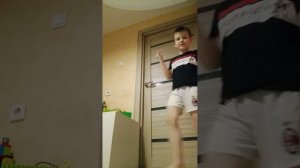 из-за этого видео я решился телефона на месяц