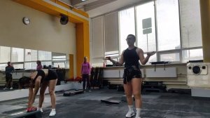 Тренировка на степ платформе