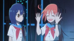 Малололетней школьнице коготки ещё рано красить) "Хлопушка-раскладушка (Flip Flappers)"