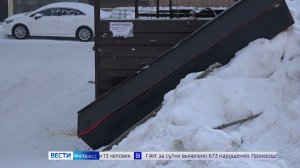 Реквизит или злая шутка: кемеровчан озадачил оставленный на мусорной площадке гроб