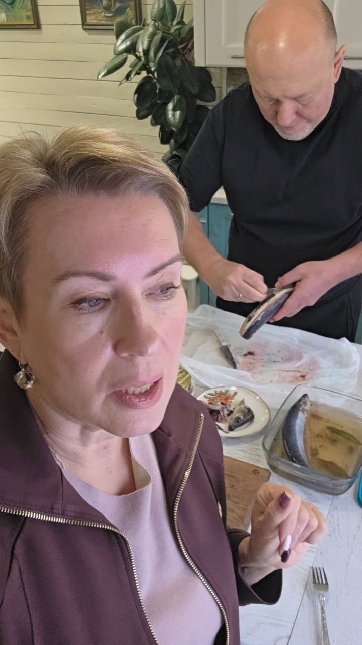 До 50-ти лет дожила, а сельдь не солила, как так? смотреть онлайн