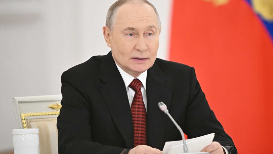 Путин: каждая конфессия и народ России вносят свой вклад в стабильность страны смотреть онлайн