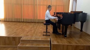 Елистратов Иван Алексеевич,МБУ ДО ДШИ №3, фортепиано,средняя