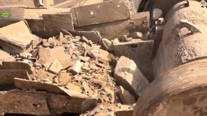 Строительство, дробление щебёнки