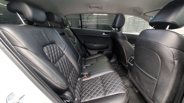 KIA Sportage 2.0 AT (150 л.с.) смотреть онлайн