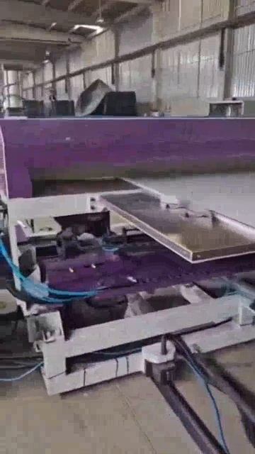 Линия по экструзии полых строительных плит из полипропилена смотреть онлайн