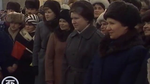 Михаил Горбачев в Орле. Время. Эфир 14 ноября 1988 смотреть онлайн