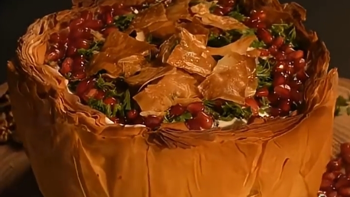 САЛАТ-ТОРТ - эффектный, сочный и нереально вкусный...🥗🍗🫑😋 смотреть онлайн