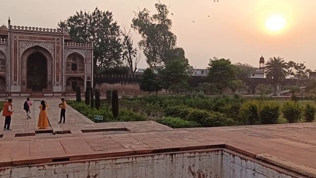 Сокровище на берегу Ямуны! смотреть онлайн