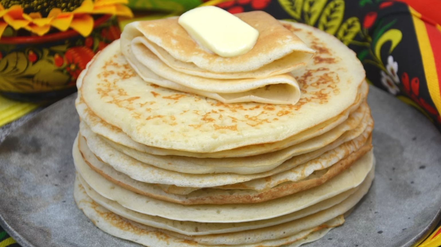 Толстые дрожжевые блины - рецепт на Eda.video смотреть онлайн