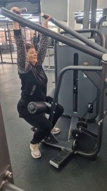 Когда пришла первый раз в тренажерку!!! смотреть онлайн