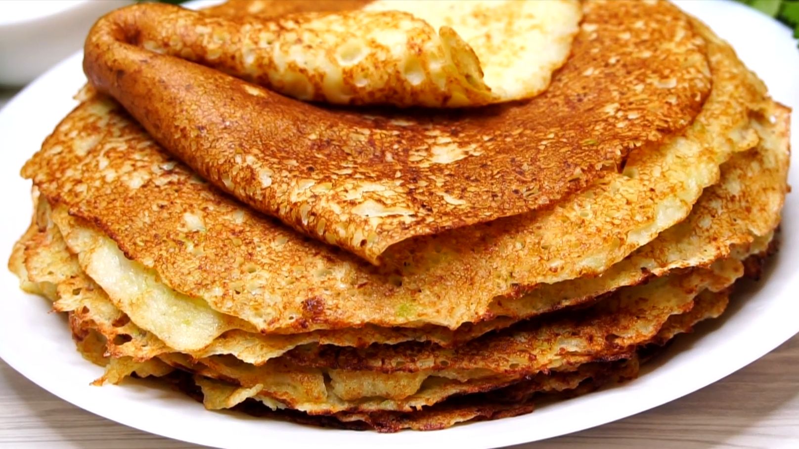 Блины с капустой - рецепт на Eda.video смотреть онлайн