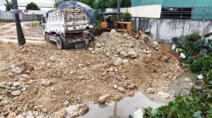 Good Work For KOMATSU Bulldozer D31P Filling Land Into Low Area With Trucks Dumping