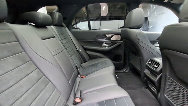 Mercedes-Benz GLE 300 d 4MATIC FL смотреть онлайн