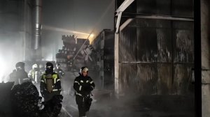 В Калуге загорелся бывший завод Volkswagen: кадры тушения