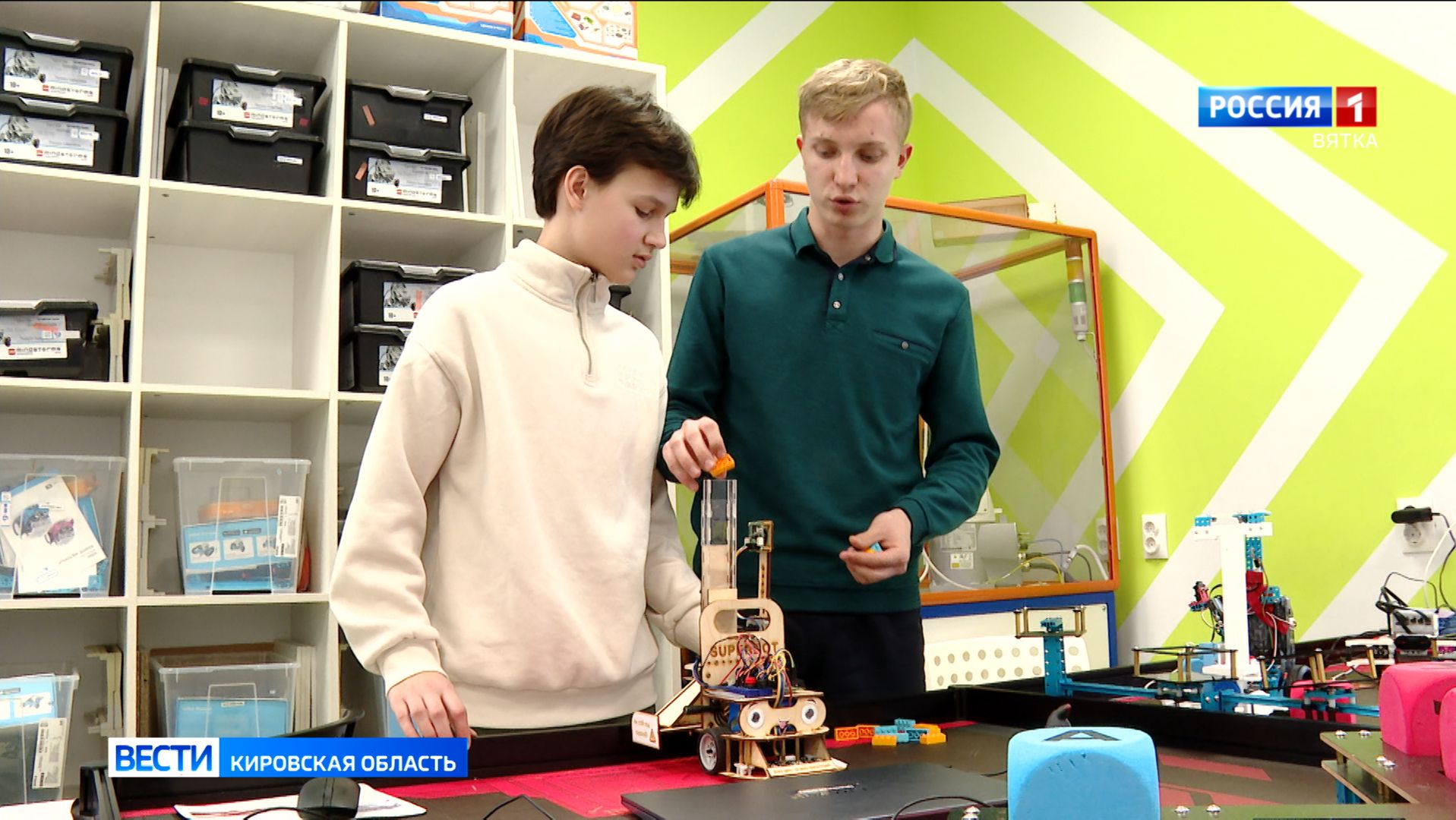 В Кирове прошел региональный этап интеллектуальной олимпиады ПФО смотреть онлайн