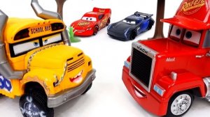 МУЛЬТФИЛЬМЫ ДЛЯ ДЕТЕЙ ПРО МОЛНИЮ МАКВИН. ЧЕЛЛЕНДЖ ДЛЯ ТАЧЕК