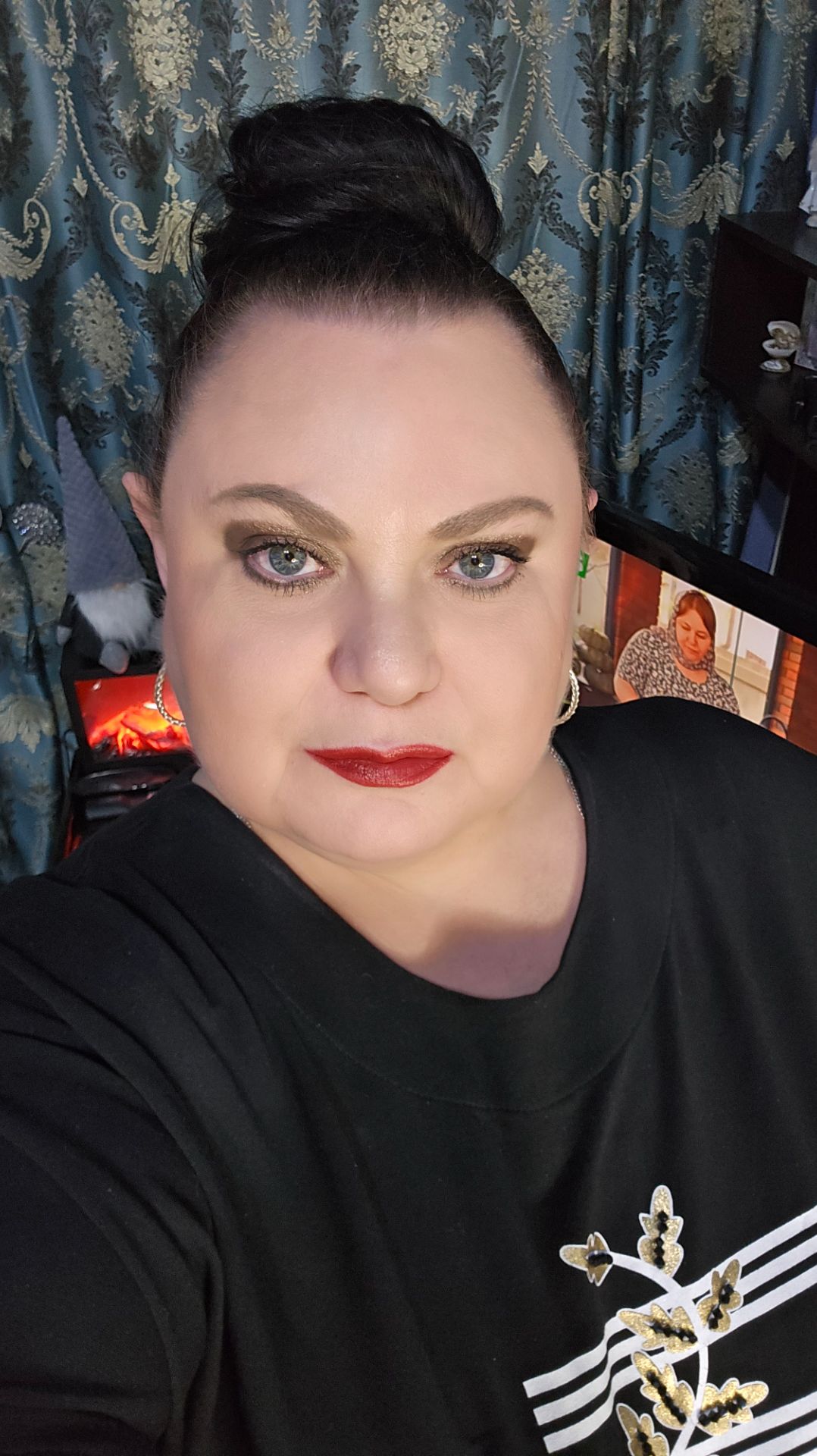 Девушка с Урала в прямом эфире! смотреть онлайн