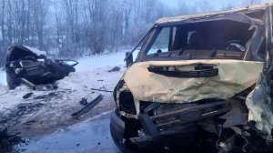 Два человека пострадали в массовом ДТП с инкассаторской машиной в Ленобласти