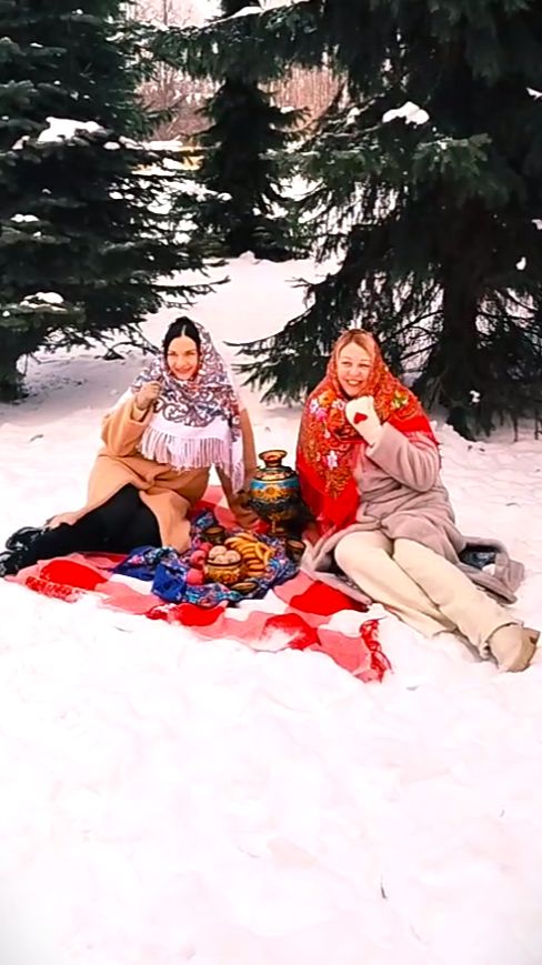 У самовара и мороз не страшен )) смотреть онлайн