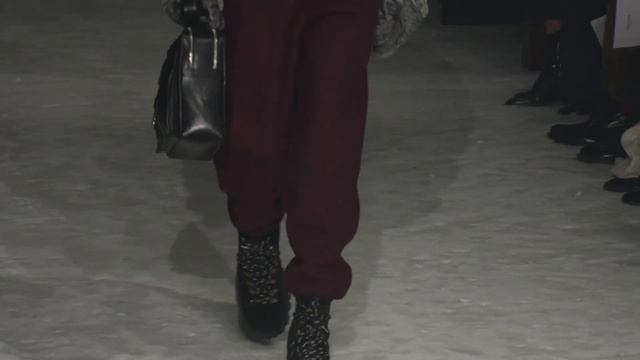 Показ мужской коллекции Wooyoungmi осень-зима 2026-2027