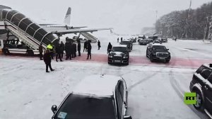 لقطات حصرية لقناة آرتي على وصول الرئيس أحمد الشرع إلى موسكو