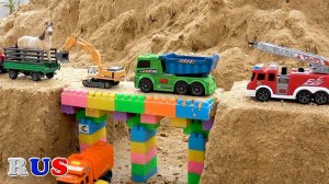 Построить блок мост! Экскаватор самосвал дорожный каток трактор полицейская машина